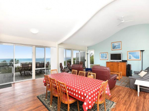 Boomer Waves 5 Carfax St - WIFI included - No Linen Included